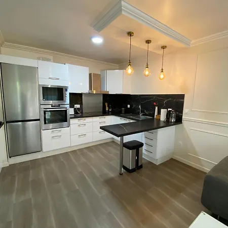 Appartement 2 Bedroom Livry-Gargan